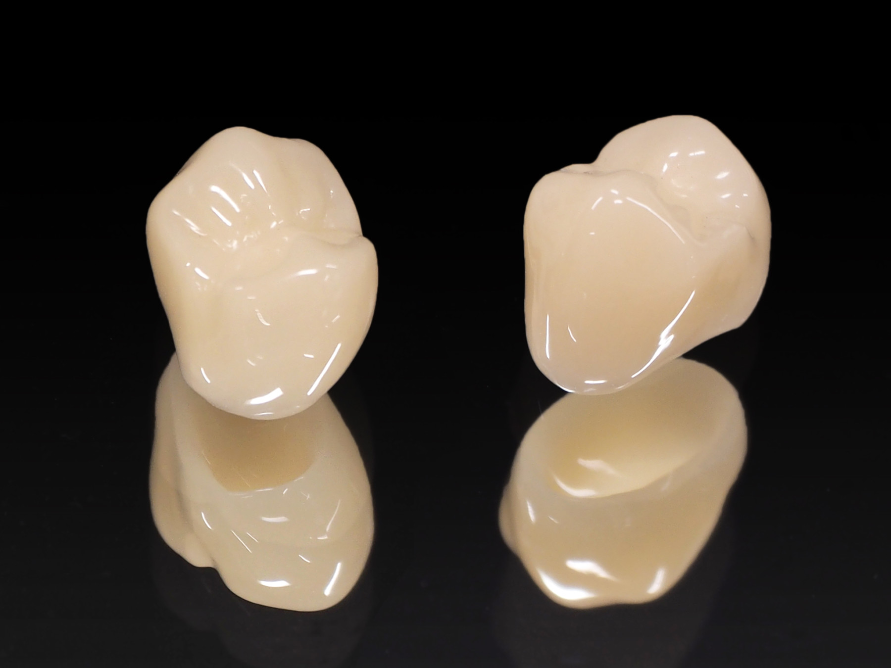 中台歯科医院　歯周病治療　ジルコニア